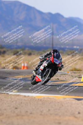 media/Dec-17-2023-CVMA (Sun) [[bf0c04832d]]/Race 3 Supersport Middleweight/